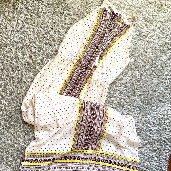 Charming Charlie Dresses & Skirts - EUC Maxi Summer Beach Dress Size S Cream Stars Halter Dress